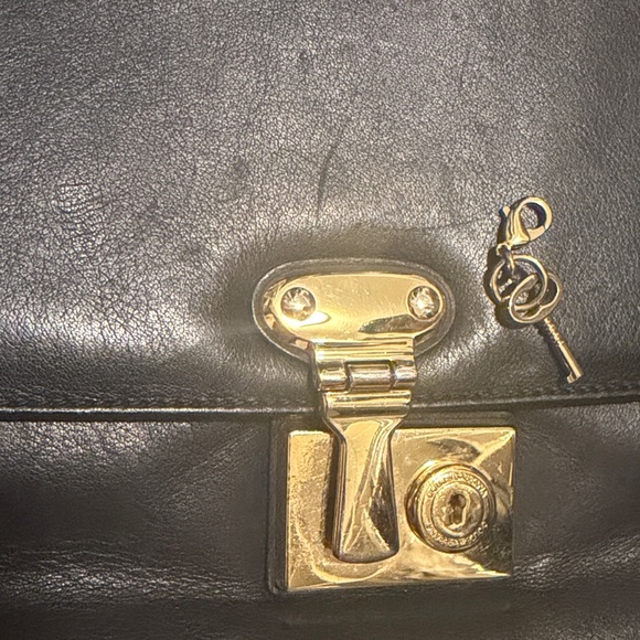 Dolce & Gabbana Miss Linda Saffiano leather handle bag with gold-tone - Picture 16 of 16